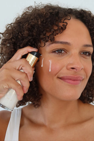 Pearl Peptide Glaze Hydrating Facial Essence